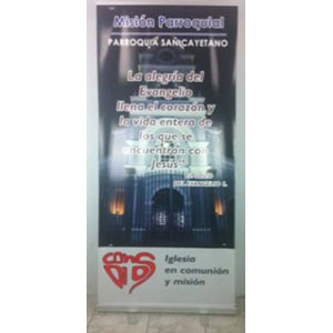 Roll Up Banner impreso en full color para uso en eventos y espacios corporativos.